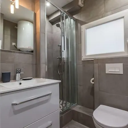 Cmg Champ De Mars - Tour Eiffel Apartment