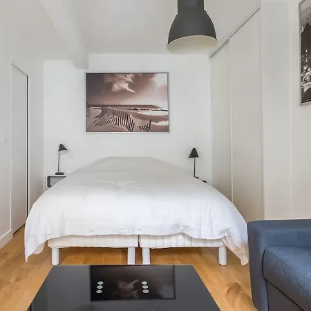 Cmg Champ De Mars - Tour Eiffel Apartment *