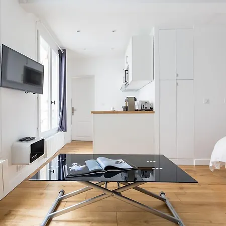 Apartment Cmg Champ De Mars - Tour Eiffel Paris